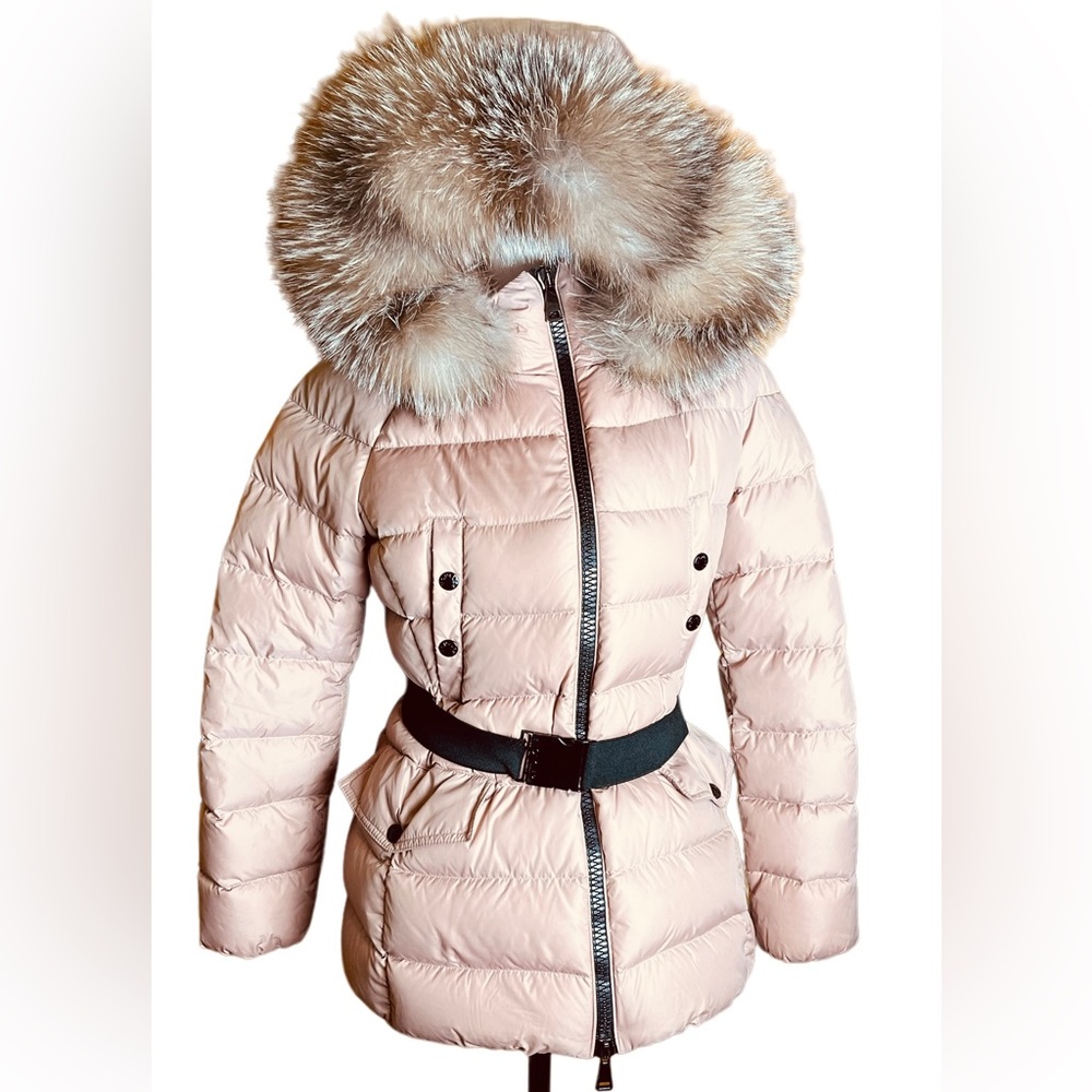 Pre-Owned Authentic Moncler GIUBBOTTO CLION Short Parka w/Fox Fur Trim & Belt